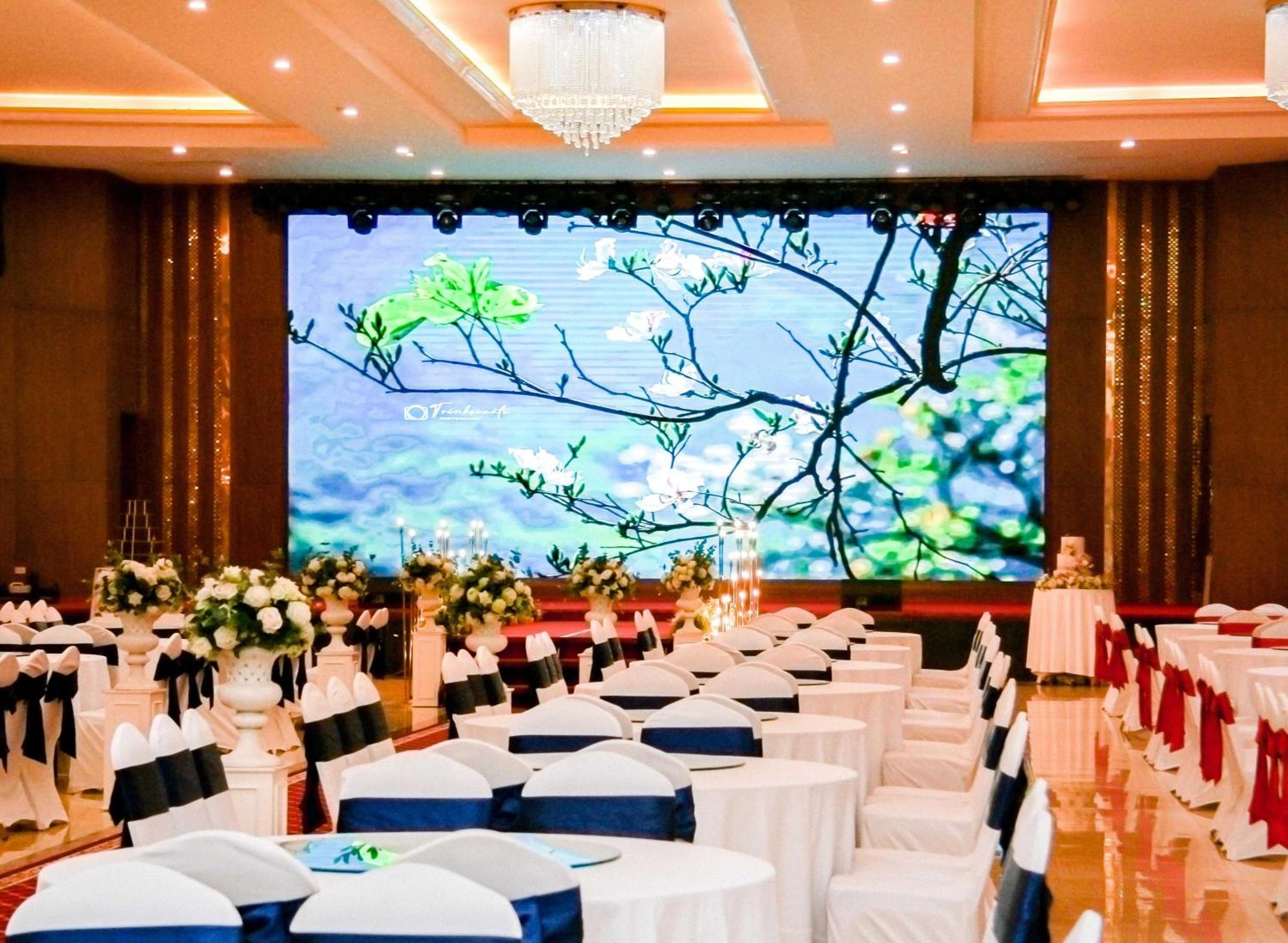 Muong Thanh Grand Dien Bien Phu Hotel Exterior photo